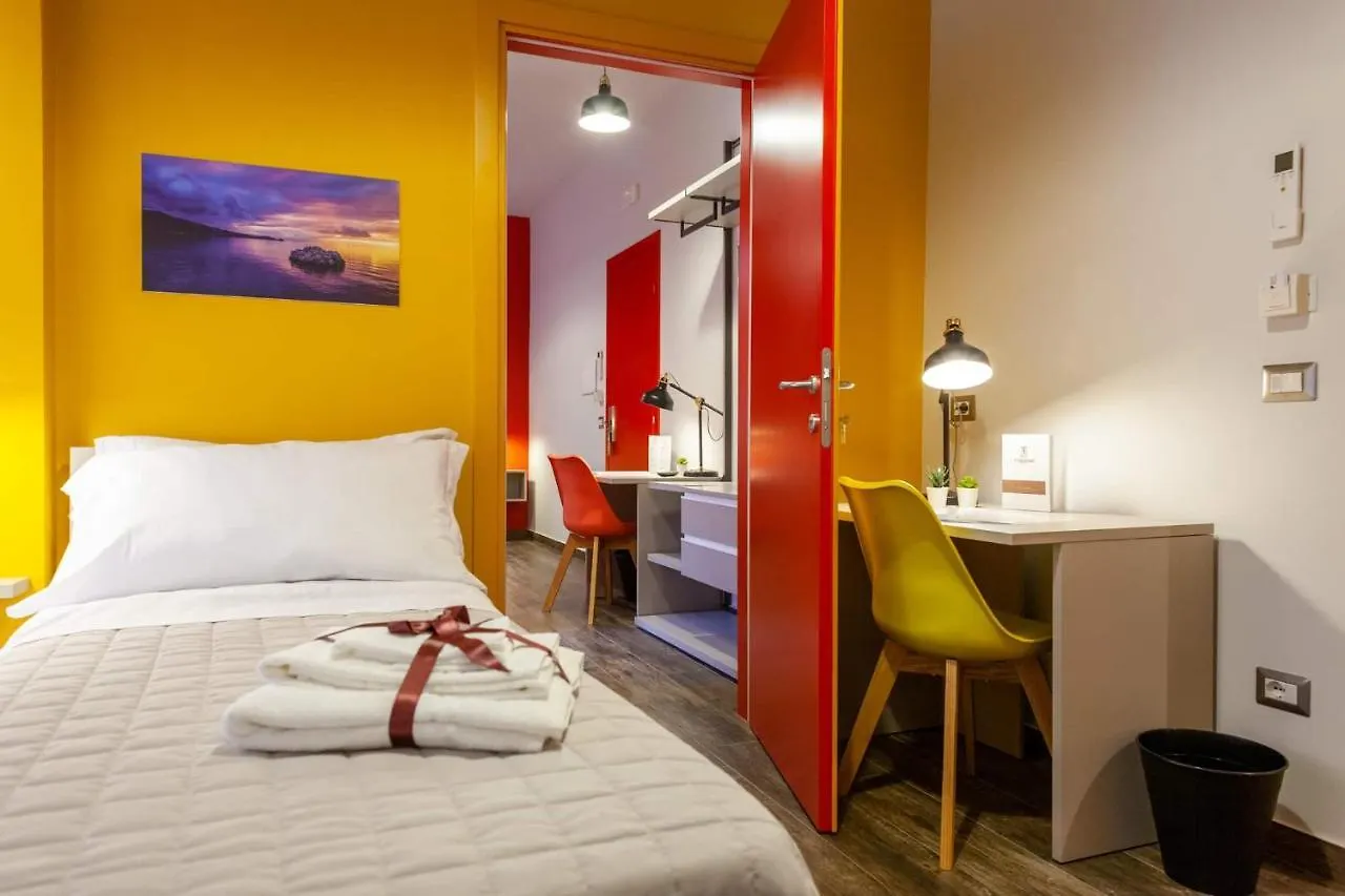 Guest house Five Rooms Brolo